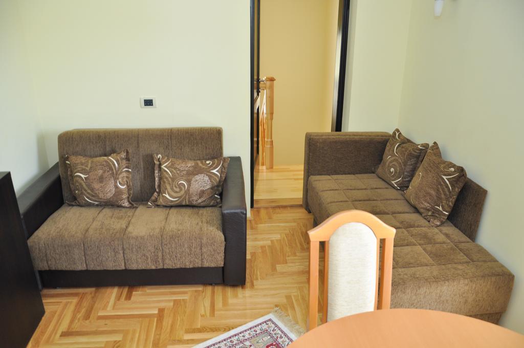 Apartmani Vidic 兹拉蒂博尔 外观 照片