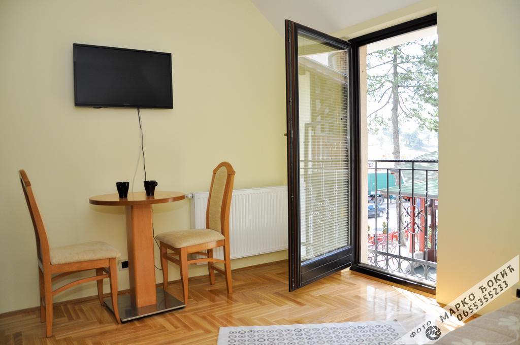 Apartmani Vidic 兹拉蒂博尔 外观 照片