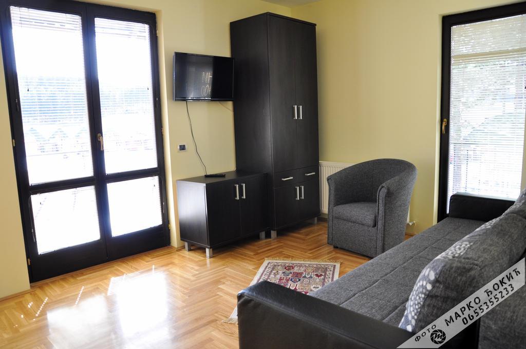 Apartmani Vidic 兹拉蒂博尔 外观 照片