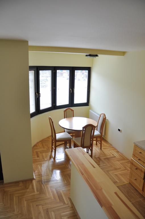 Apartmani Vidic 兹拉蒂博尔 外观 照片